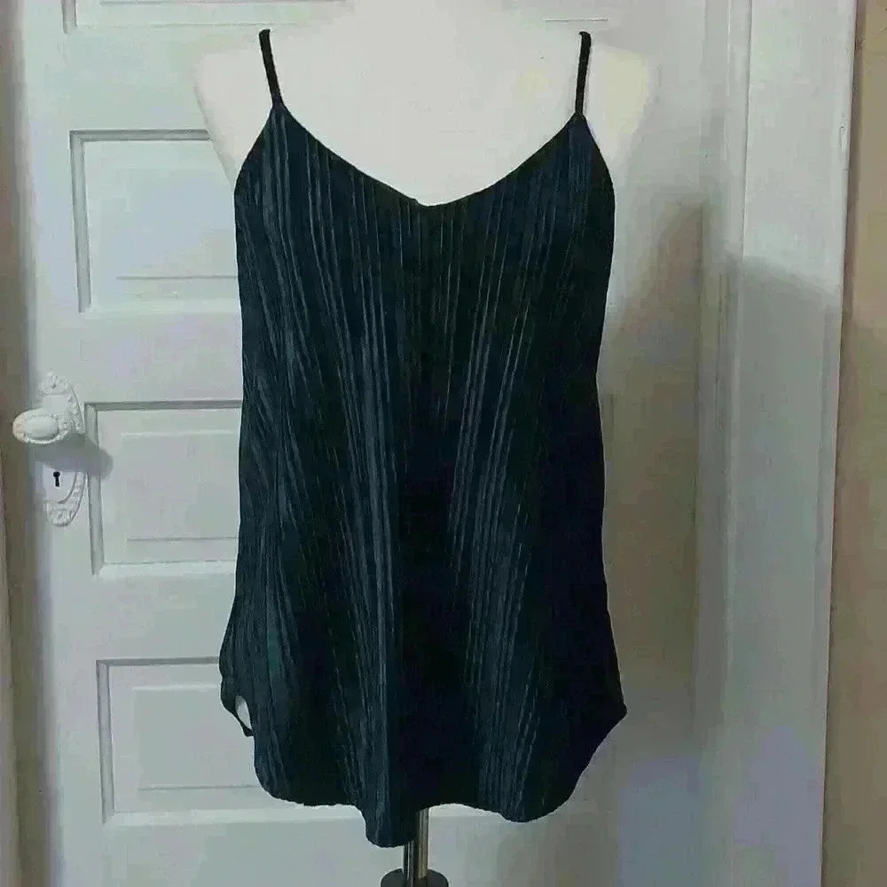 NWT Dalia chemise top #0333G
